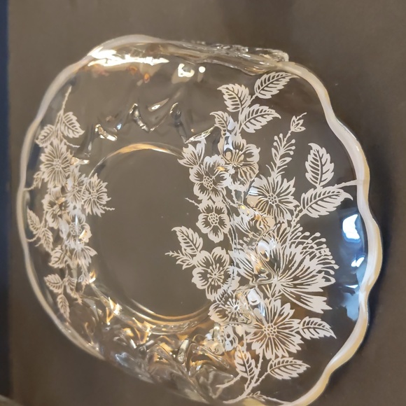 VTG Silver City Silver Floral Overlay Rolled Edge Dish MCM - Picture 3 of 5